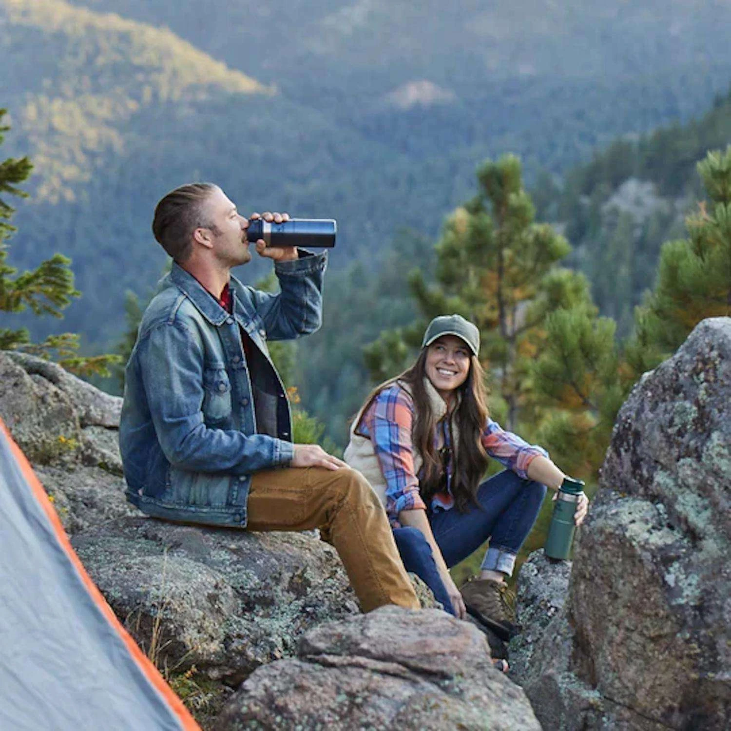 Stanley Classic 16 Oz Hammertone Silver Travel Mug 6 Stanley Classic 16 Oz Hammertone Silver Travel Mug - Image 4